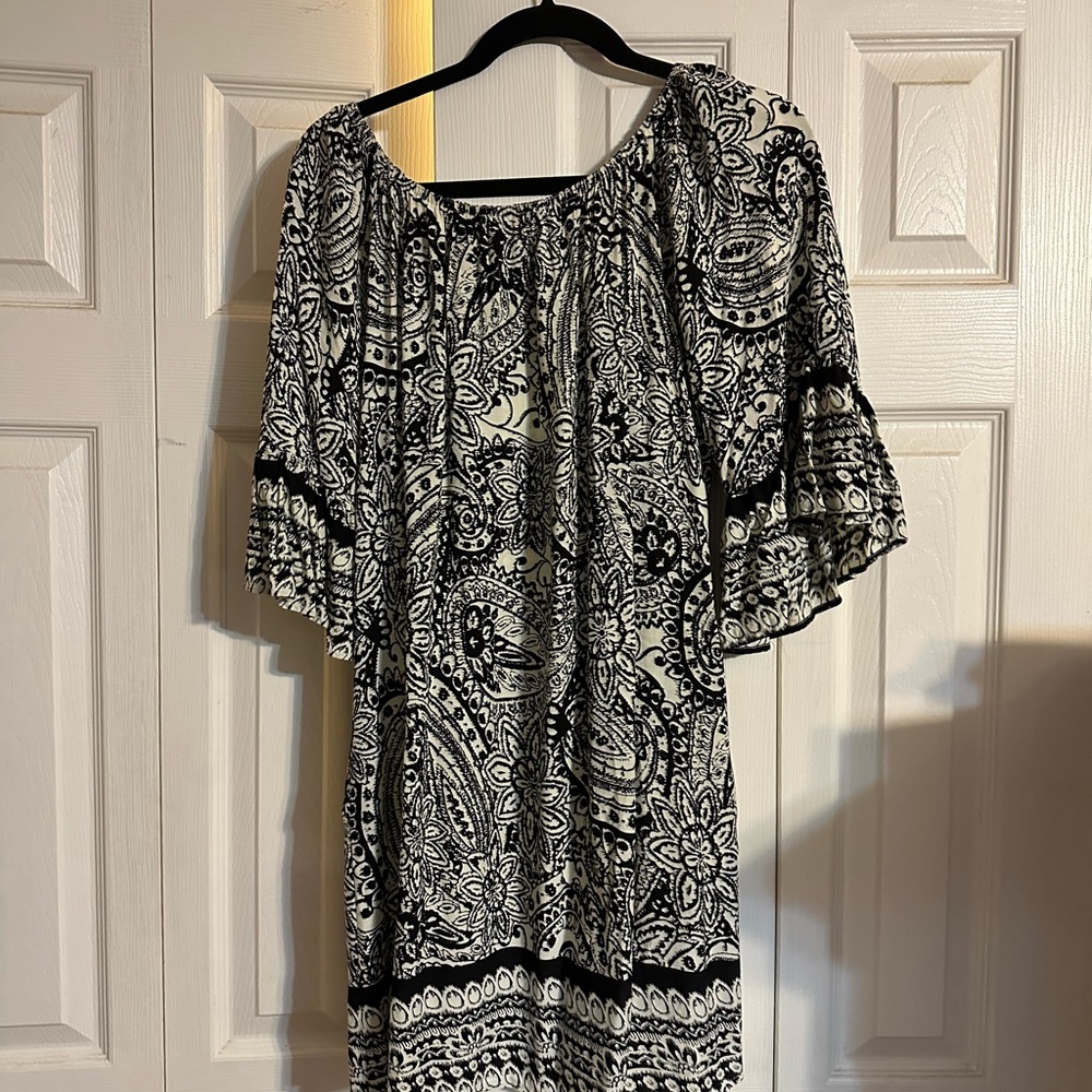 Umgee size L black/white dress